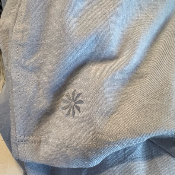 Athleta Women’s  Tank Top In light blue  Size L (D)4 - Picture 6 of 7